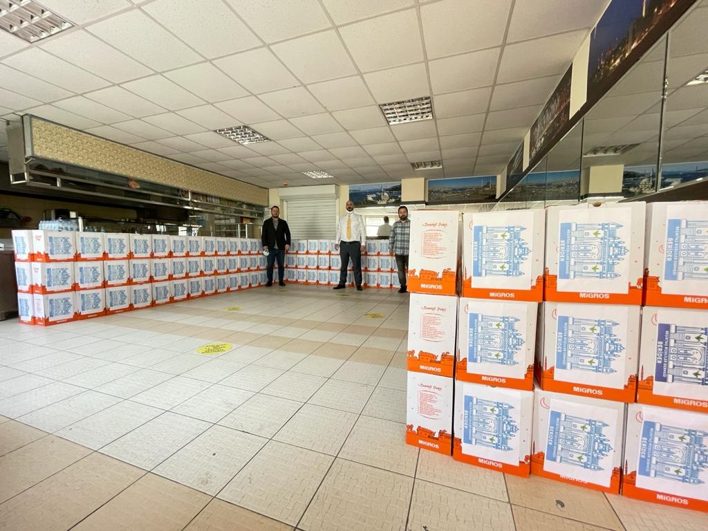 Ramazan Bayramında Beşiktaşlı komşularımıza kumanya desteğimiz