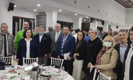 Beşiktaş Rizeliler Derneği Yönetim Kurulu olarak RİDEVA & RİDEF tarafından düzenlenen Rize Sivil Toplum Kuruluşları iftar yemeğine katıldık.