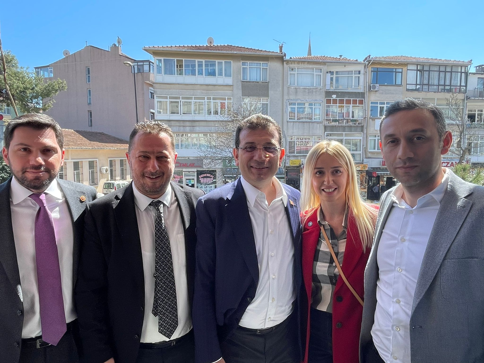 İstanbul Büyükşehir Belediye Başkanı Sayın Ekrem İmamoğlu’nun RİDEVA ve RİDEF’i ziyaretinde Beşiktaş Rizeliler Derneği Yönetim Kurulu olarak yer aldık.