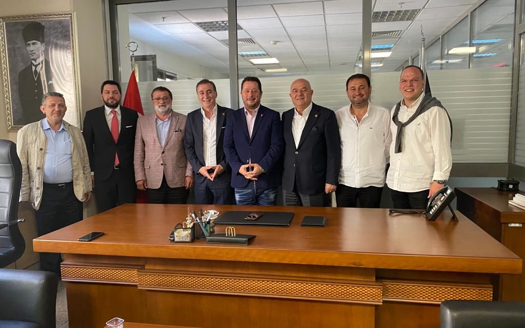 Yönetim kurulu üyelerimizden Sayın Selim Bilgin’in de aralarında bulunduğu Beşiktaş Belediyesi Meclis Üyelerini ziyaret ettik.
