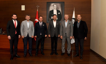 Rize Dernekler Federasyonu ve Beşiktaş Rizeliler Derneği Yönetim Kurulu olarak Beşiktaş Belediye Başkanı Sayın Rıza Akpolat’ı ziyaret ettik.