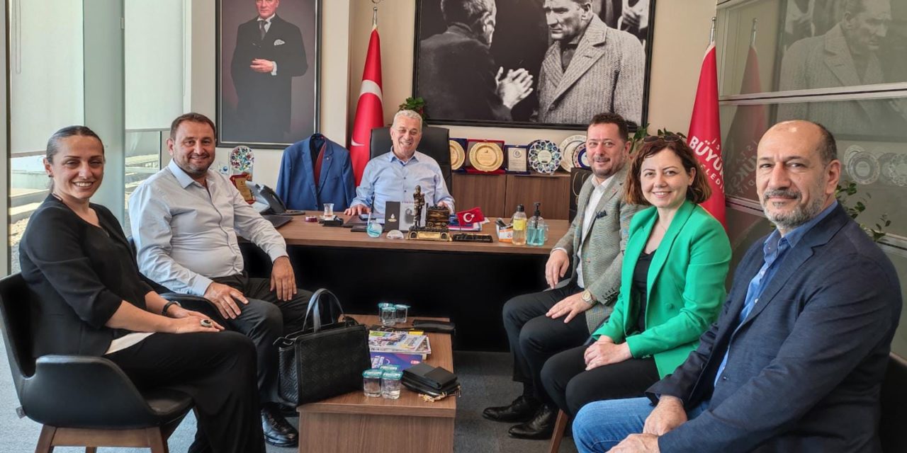 İstanbul Büyükşehir Belediyesi Hemşehri Sivil Toplum Kuruluşlarından Sorumlu Başkan Danışmanı Sayın Hasan Akkuş’u ziyaret ettik.